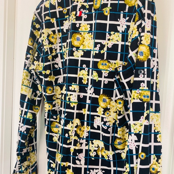 Awesome Floral Burberry of London Men’s Shirt - Picture 5 of 8